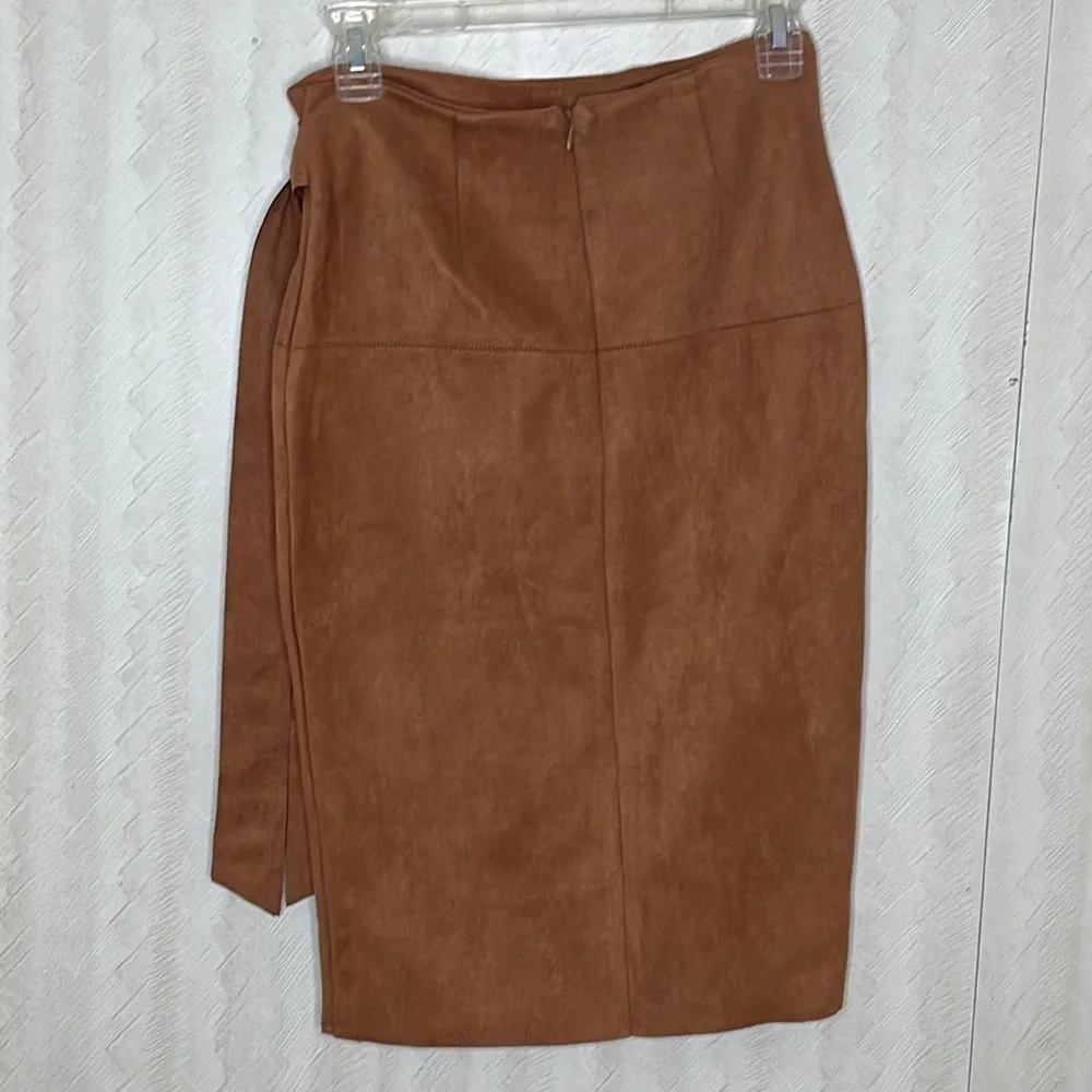 ❤️ 🆕 HAUTE MONDE Skirt Size S